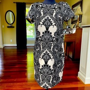 Black Tape shift dress Size S